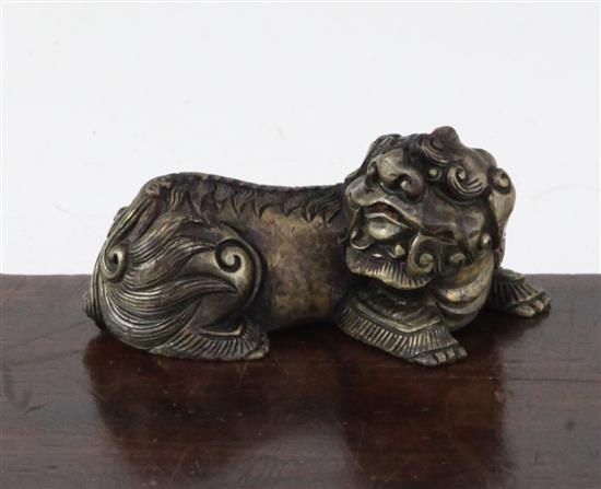 A Chinese bronze lion-dog scroll weight, 19th century, 7cm